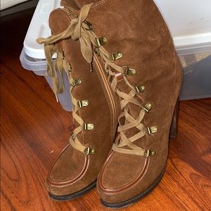 Gorgeous vintage Charles David boots